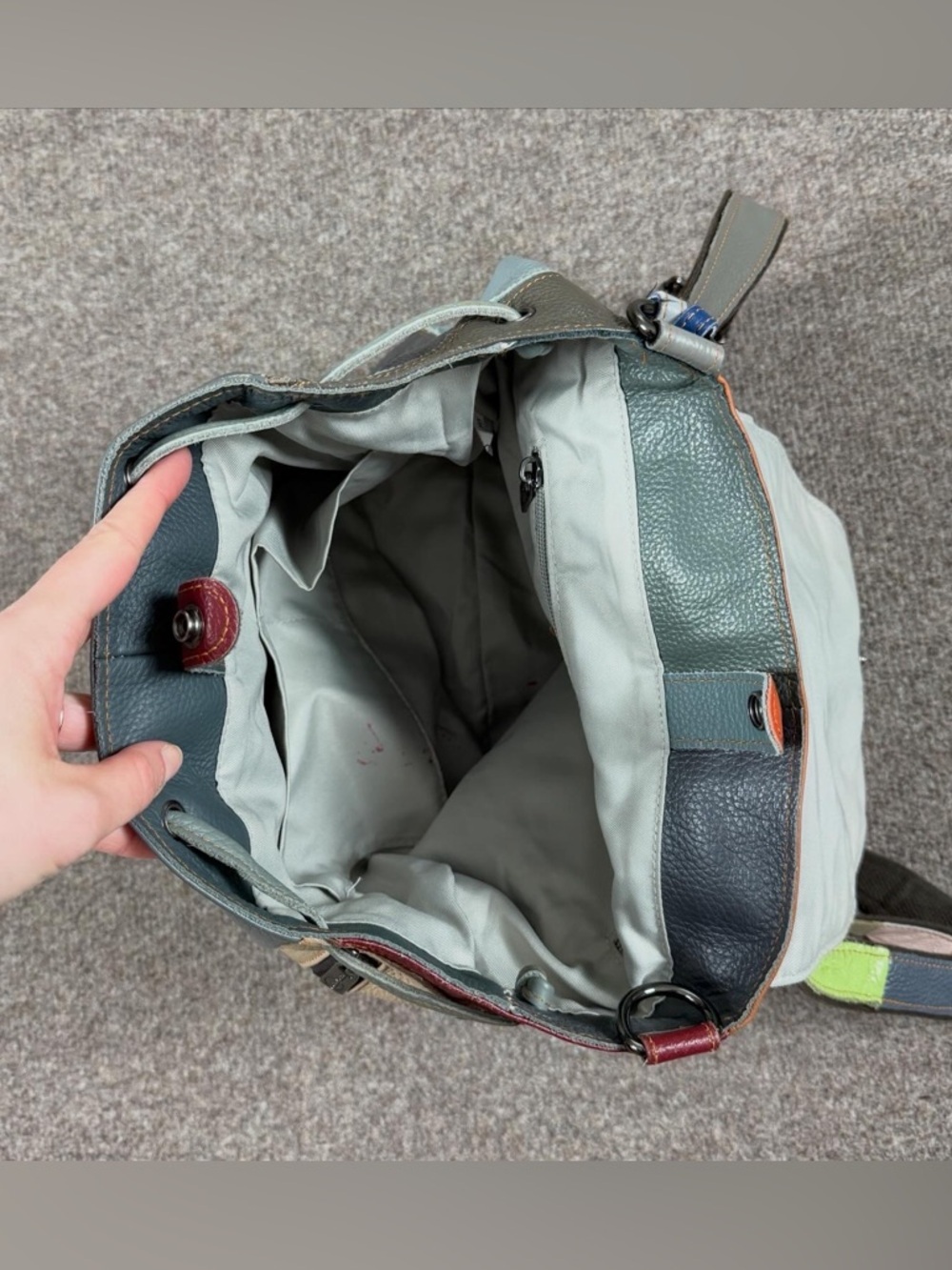Backpack - Picture 9 of 12